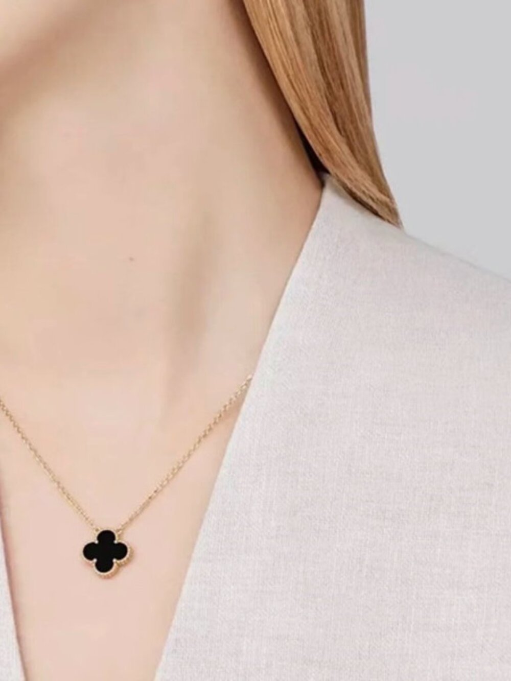 ☀️❤️Authentic☀️❤️Van Cleef & Arpels Vintage Alhambra 18K Gold Necklace